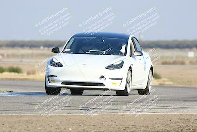 media/Oct-18-2025-Speed Ventures (Sat) [[8b3b7cf525]]/Purple/Session 1 (Sweeper)/